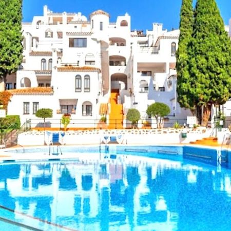 Appartement Apartamento Pueblo Evita à Benalmádena Extérieur photo
